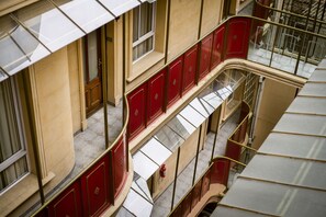 Interior - Babel City (Buenos Aires)