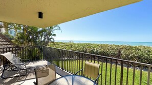 Property grounds - Sea Winds 101 Beach front, first floor, large corner unit (Marco Island)