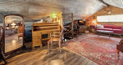 The Hideout at Palo Duro Canyon - Rider’s Roost