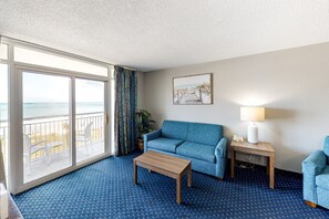 TV, DVD player, video library - 3rd floor oceanfront condo w/ free WiFi, shared hot tub, central AC, balcony (North Myrtle Beach)