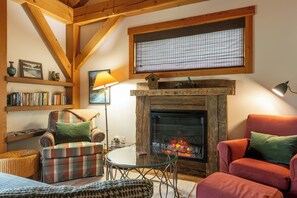Interior - Post and Beam Country home on 40 Acres of land in the Blaeberry Valley, Golden. (Golden)