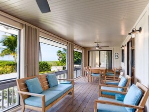 Ferienhaus (South Seas Beach House 18) | Wohnzimmer | Fernseher
