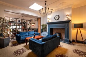 Living area - The Carlton Manor Hotel (Lowestoft)