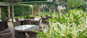 The Carlton Manor Hotel