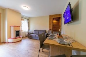 Familienapartment, 2 Schlafzimmer (Casa Loredana) | Speisen