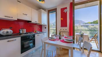 Apartemen Keluarga, 1 kamar tidur, balkon (Claz House 500m to Lake Garda) | Dapur pribadi | Ketel listrik