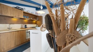 Køleskab, ovn, kogeplade, opvaskemaskine