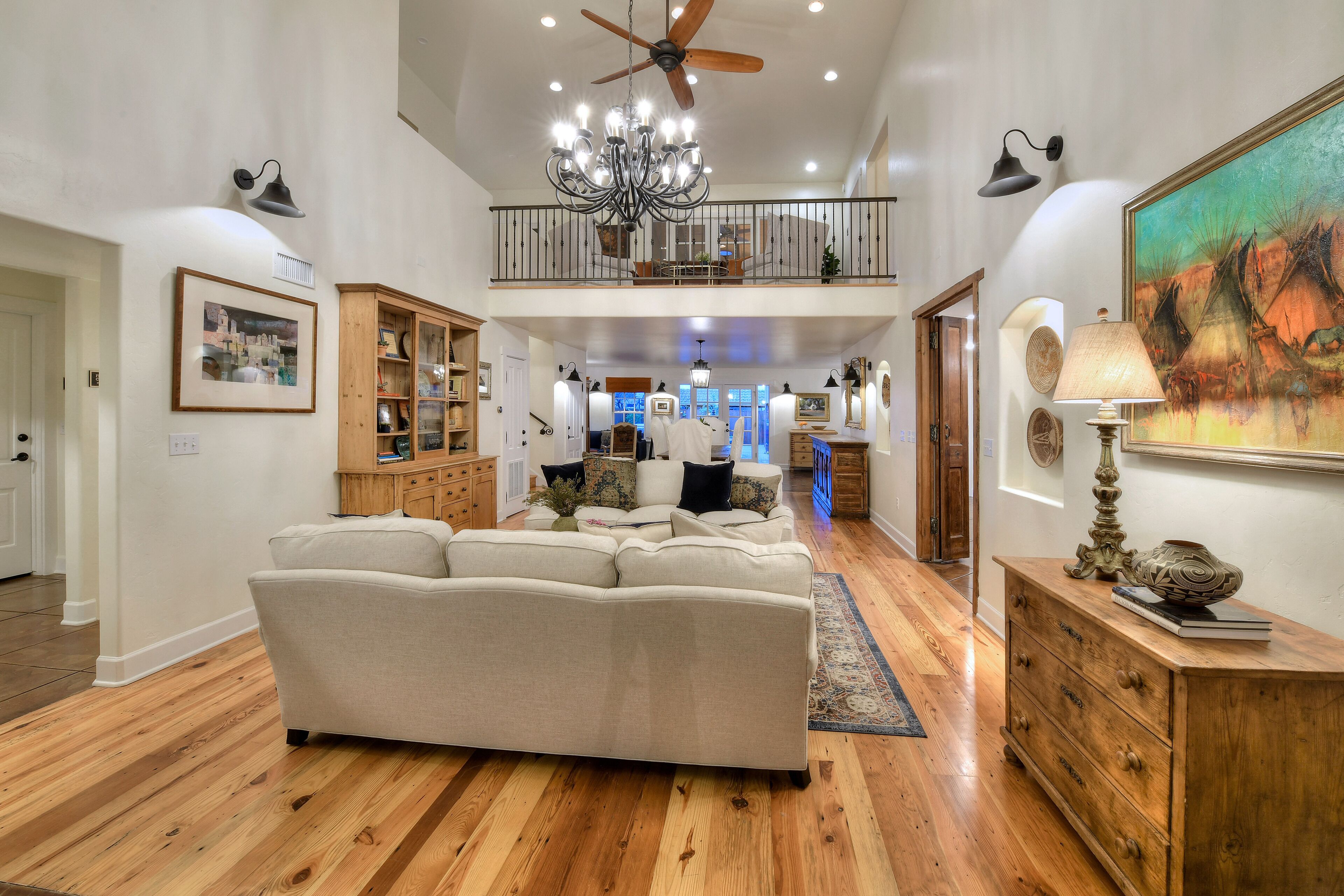 Beautiful historic home minutes to downtown Tucson