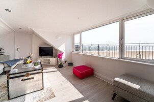 Penthouse, 2 Bedrooms, 2 Bathrooms, Sea View | Living area | Flat-screen TV