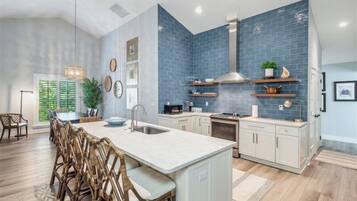 Hus (On the Wiles Side) | Eksteriør