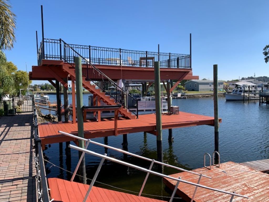 Water Front/ Private dock/ Upper Deck Home, Gulf access.