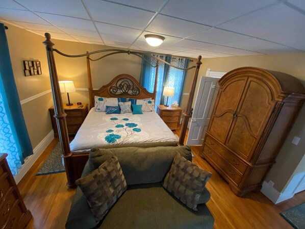 1 bedroom, iron/ironing board, free WiFi, bed sheets