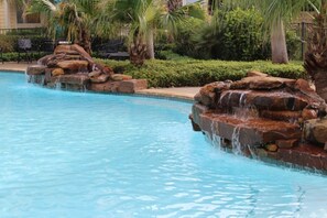 Beheizter Pool