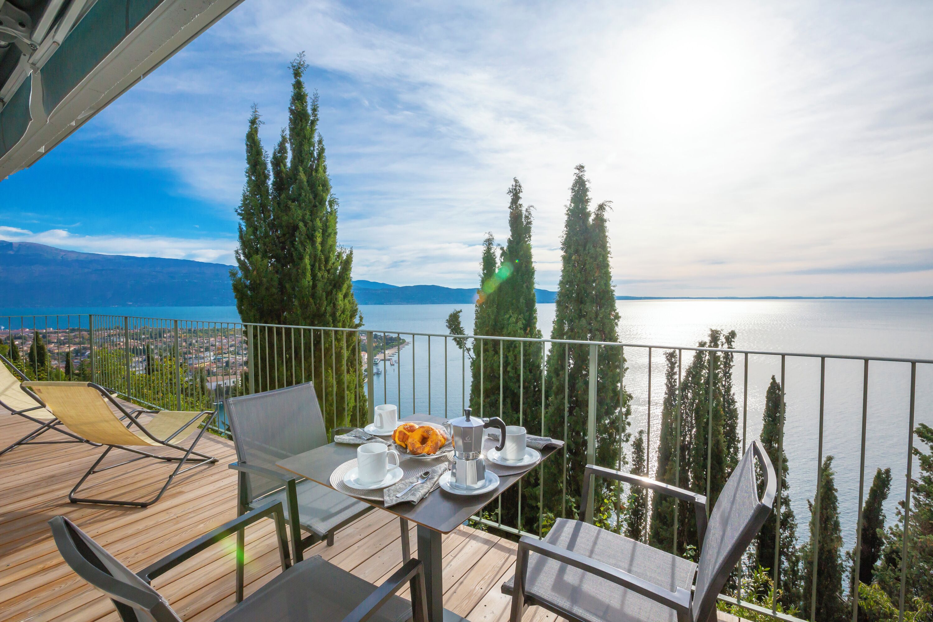 Appartamento Standard, camere multiple, 2 bagni, lato montagna (Rustichel fantastic Lake View) | Ristorazione all'aperto