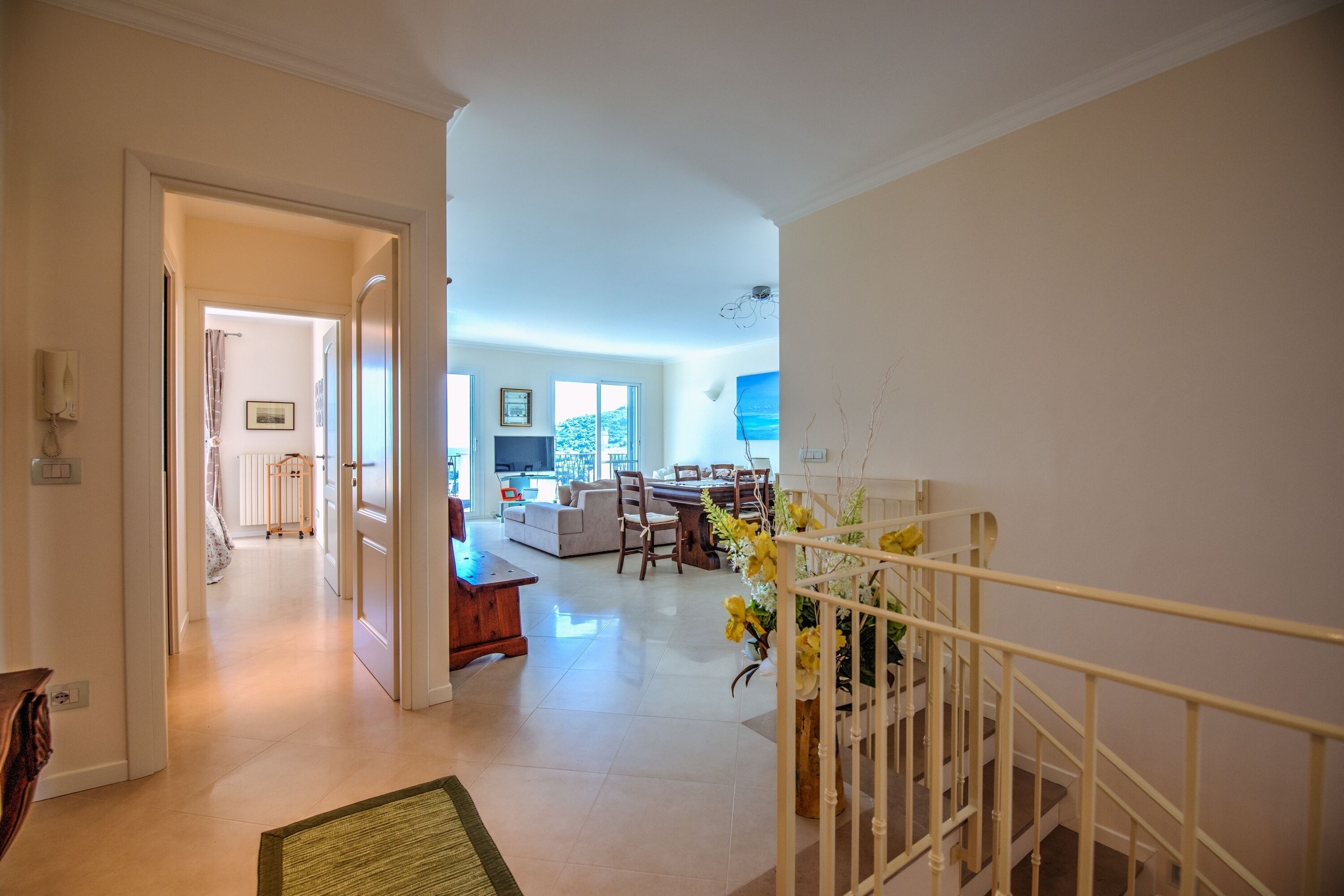 21-inch flat-screen TV with cable channels, TV, stereo