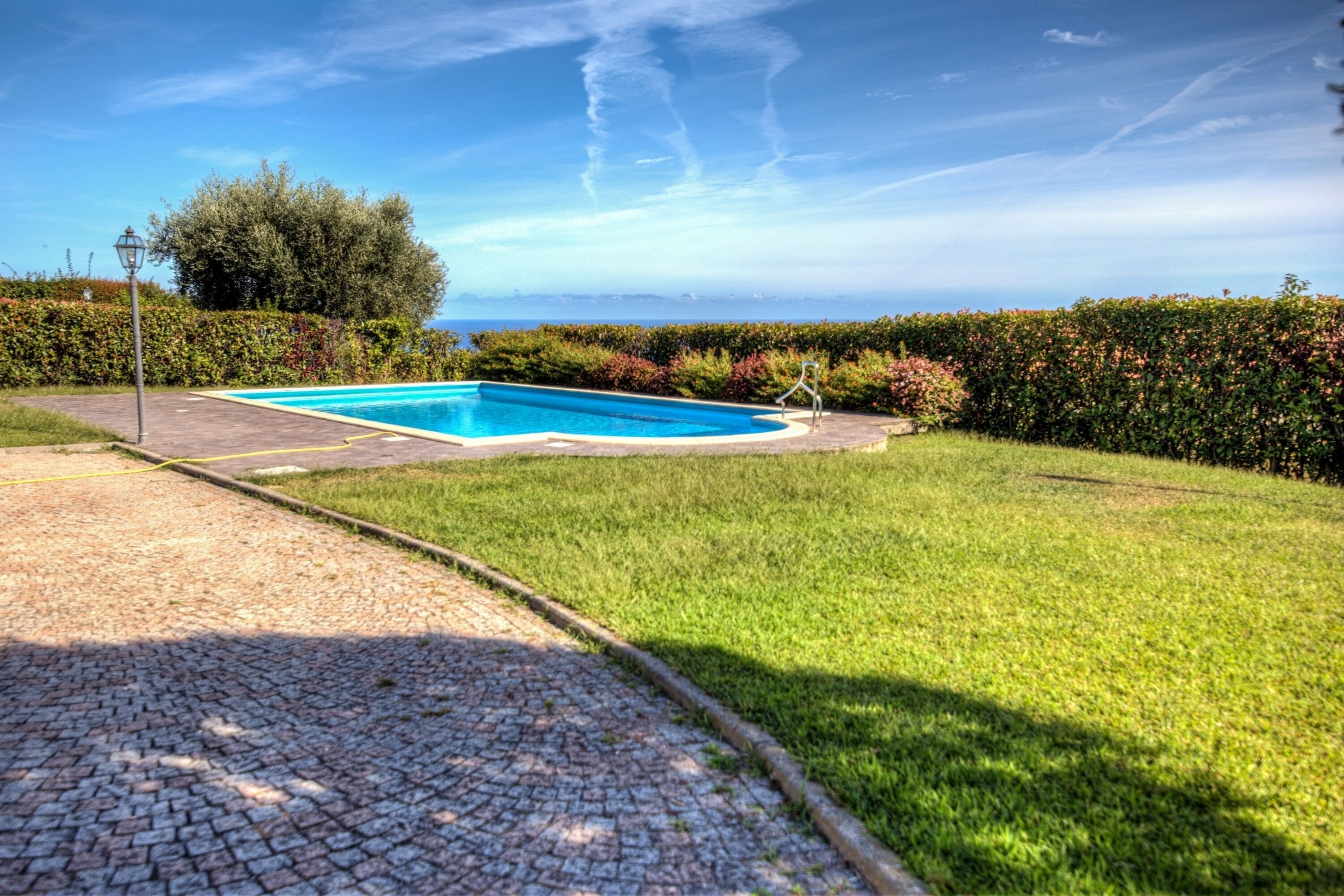 Alberca al aire libre por temporada 