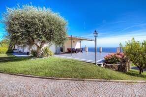 Terrace/patio - Villa Lucia Riviera dei Fiori Pool (Sanremo)