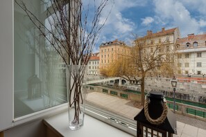 Honeymoon-Studio (Tromostovje III In Heart Of Ljubljana) | Ausblick vom Zimmer