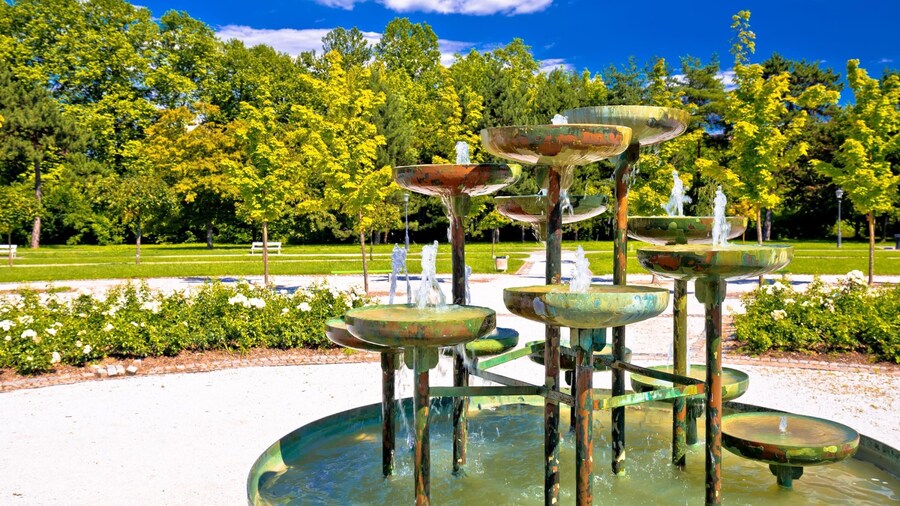 Tromostovje IV In Heart Of Ljubljana