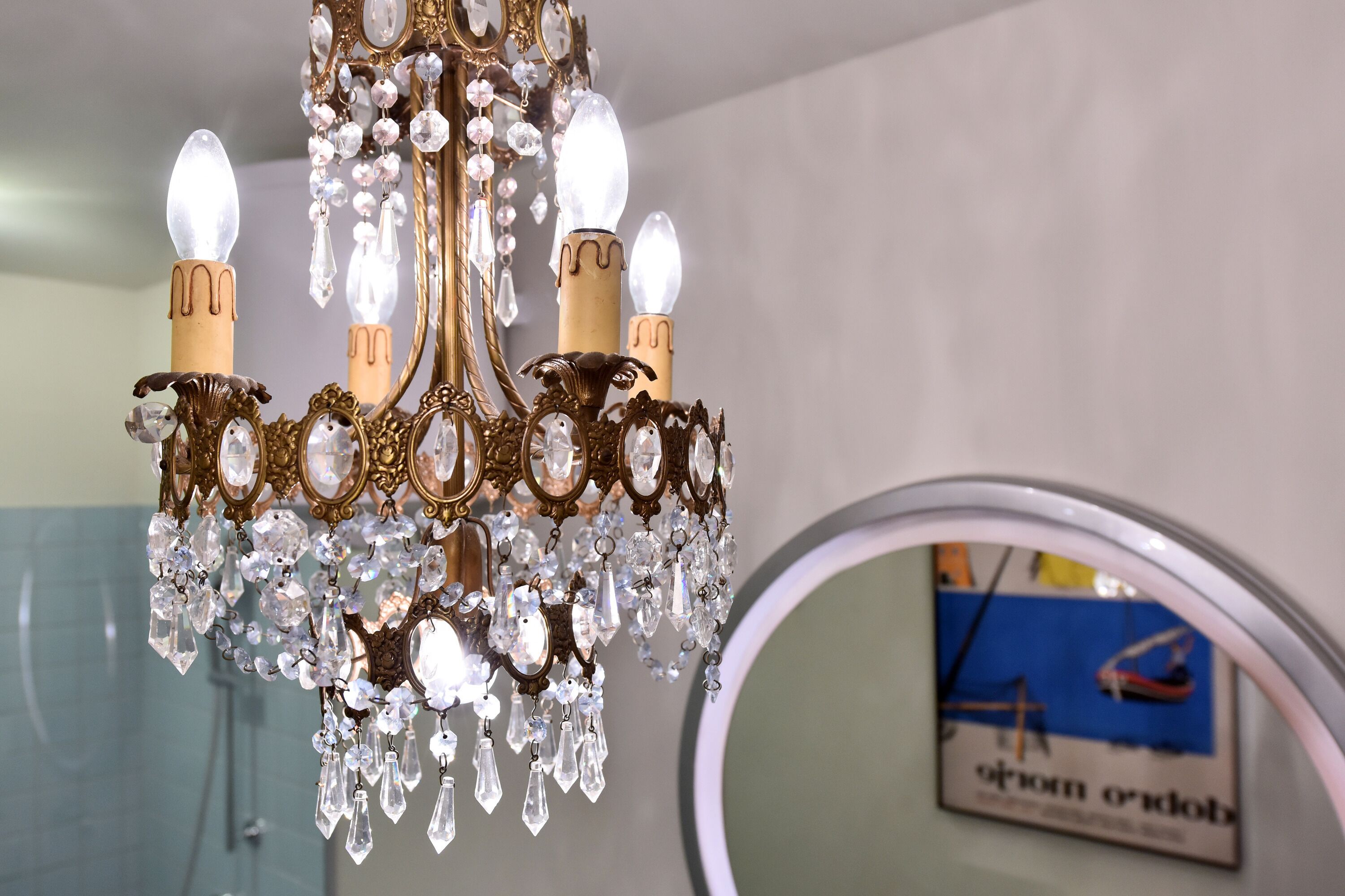 Studio Bulan Madu (Tromostovje III In Heart Of Ljubljana) | Kamar mandi | Bathtub dan shower terpisah, pengering rambut, handuk, dan sabun