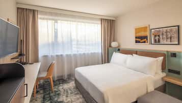 Standard Room, 1 King Bed