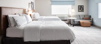 Staybridge Suites Iowa City Coralville by IHG