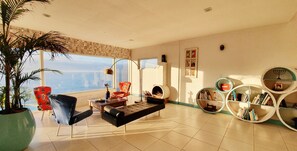 Interior - Designer Villa On The Atlantic Ocean! (Marica)