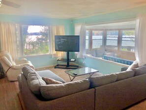 Télévision, cheminée, jeux vidéo