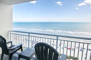 Property grounds - 14th floor oceanfront condo w/ pool & hot tub access, central AC, & private W/D (North Myrtle Beach)
