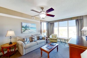 TV, DVD player, video library - 12th floor ocean view condo w/ WiFi, central AC, balcony, shared pool/hot tub (North Myrtle Beach)