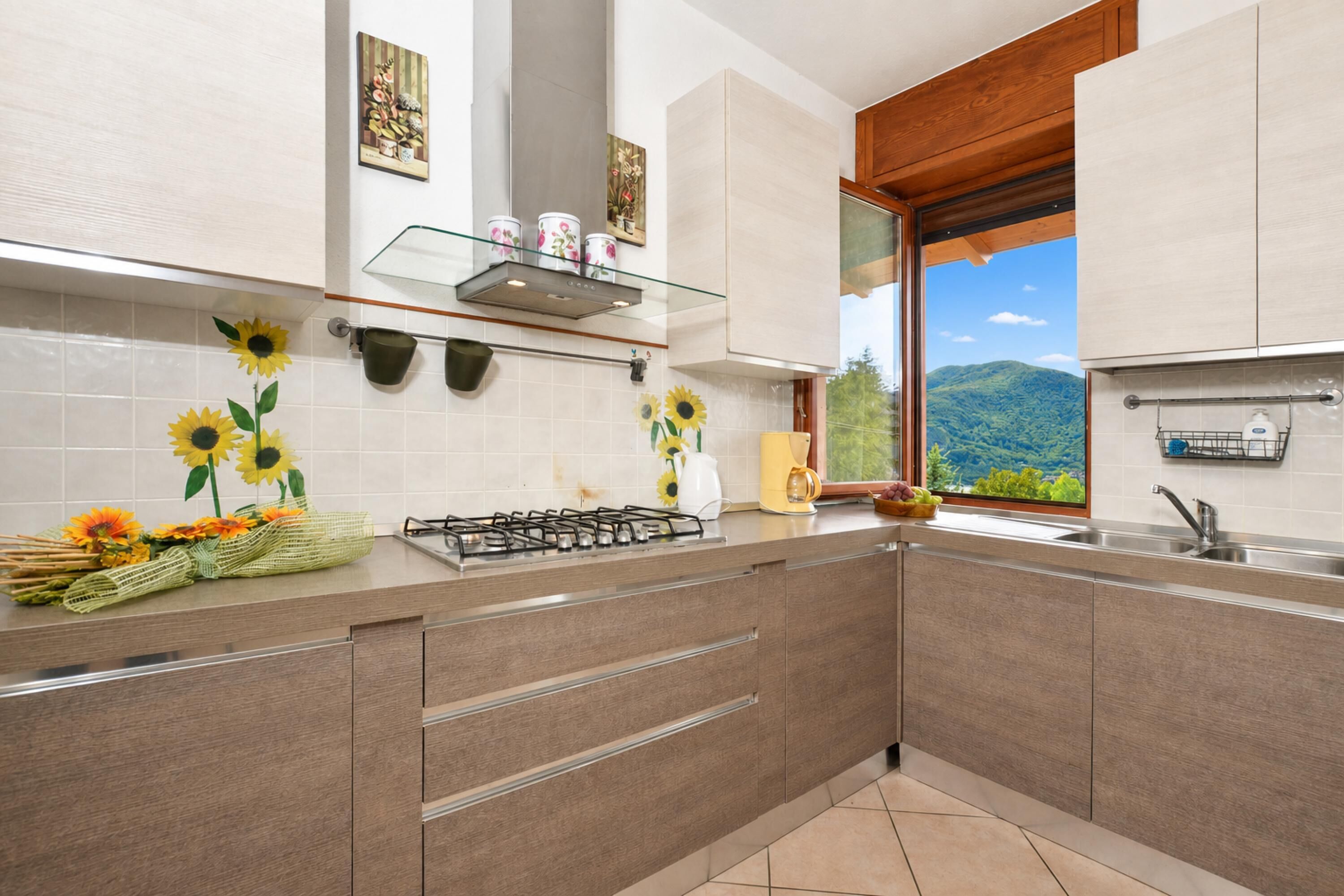 Villa familiale, 3 chambres, 2 salles de bains (Casa Virginia) | Cuisine privée | Table de salle à manger