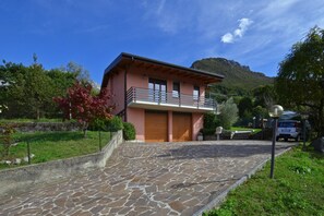 Villa familiare, camere multiple, 2 bagni (Casa Virginia) | Esterni