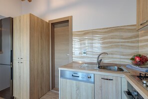 Familienhaus, Mehrere Schlafzimmer (Pool & Spa House Betiga 2) | Eigene Küche | Kühlschrank, Mikrowelle, Ofen, Herdplatte