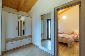 Familienhaus, Mehrere Schlafzimmer (Pool & Spa House Betiga 2) | Innenbereich