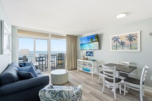 Fernseher, DVD-Player, Videothek