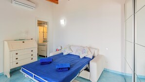 Honeymoon Studio, Terrace, Sea View (Dependance Castiglione With Pool And) - Dependance Castiglione With Pool And View (Casamicciola Terme)