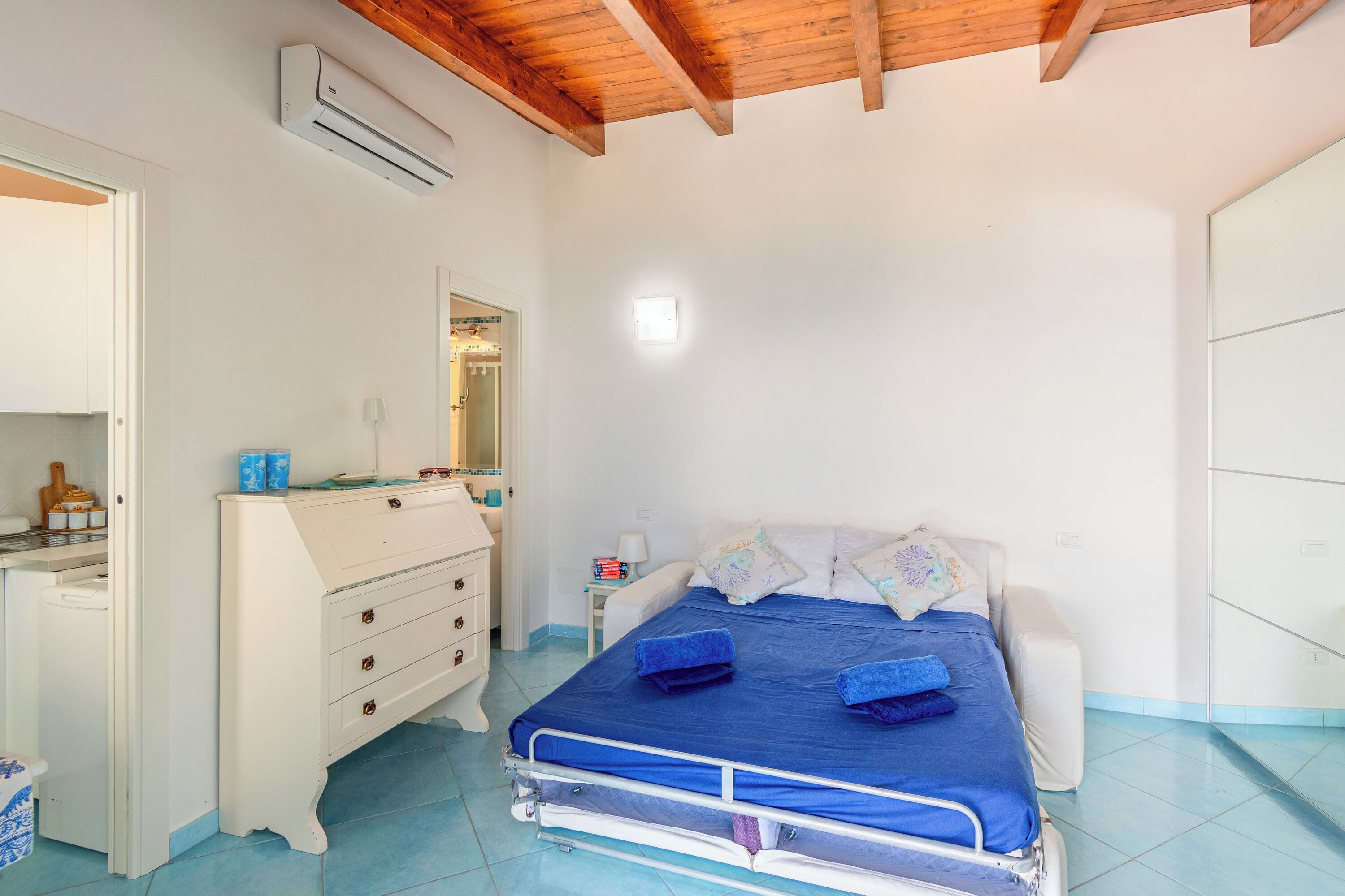 Honeymoon Studio, Sea View (Dependance Castiglione With Pool And) | Free WiFi, bed sheets