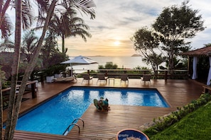 Piscine couverte