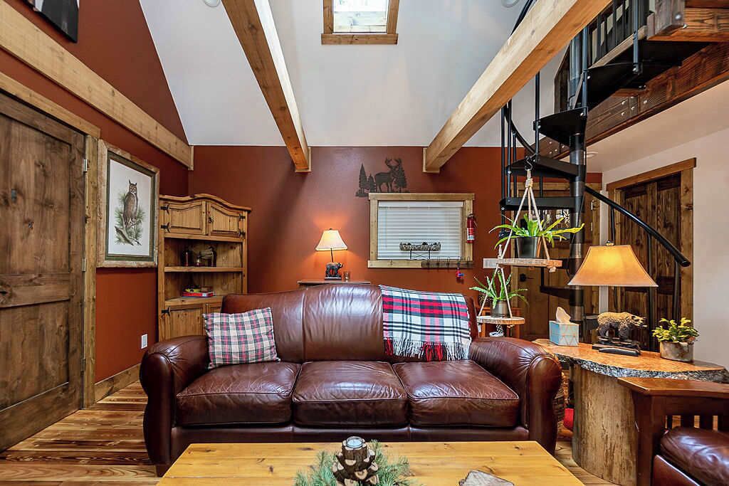 Fernseher, Kamin, DVD-Player, Arbeitsbereiche