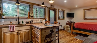 Mt Pilchuck River Cabin