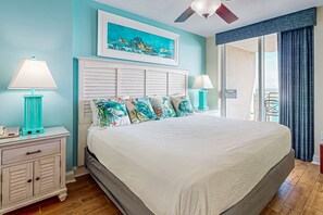 3 bedrooms, iron/ironing board, travel crib, internet