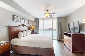 2 bedrooms, iron/ironing board, internet, bed sheets