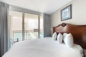 2 habitaciones, tabla de planchar con plancha, internet y ropa de cama 
