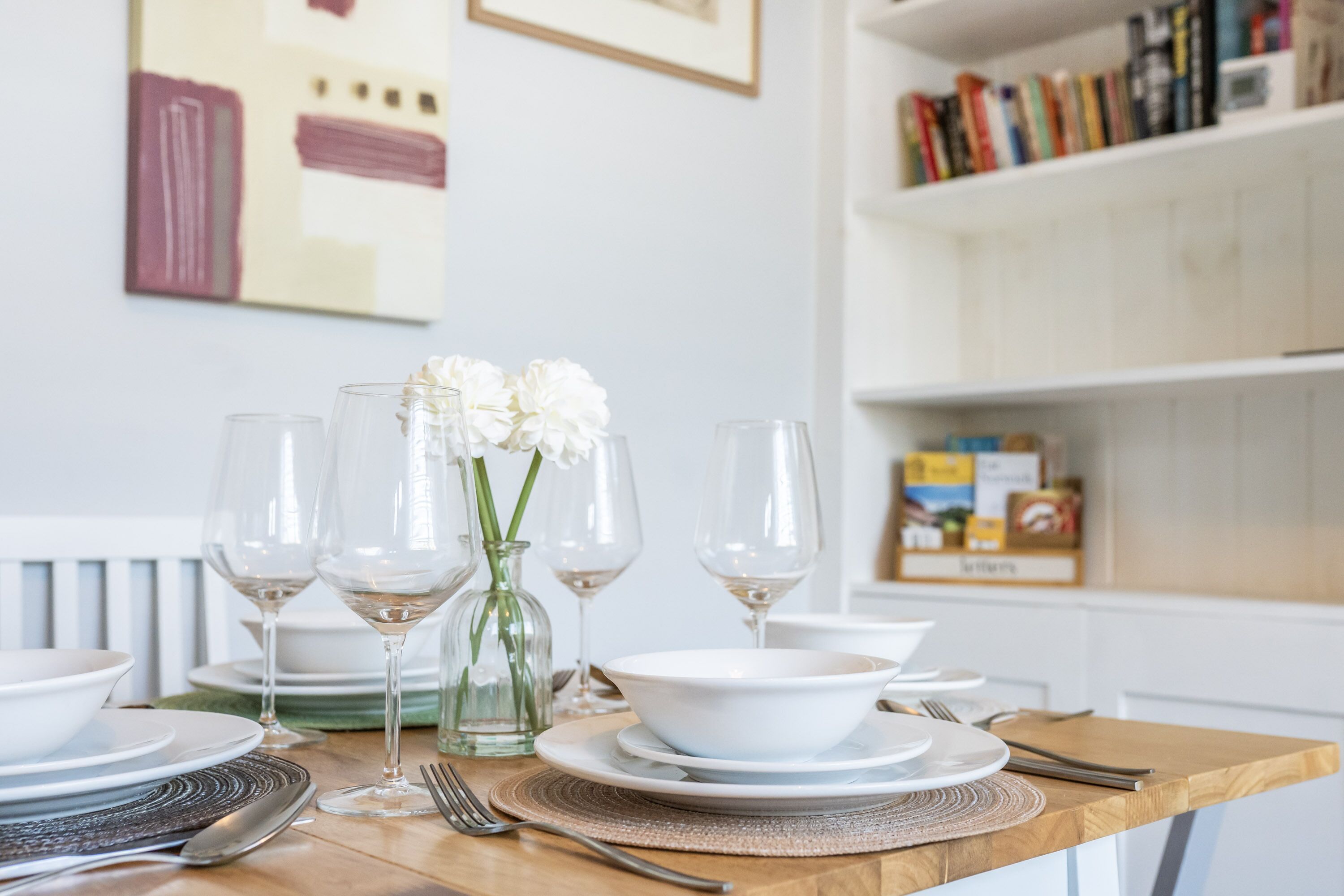 Comfort House, 2 Bedrooms | Living area | TV