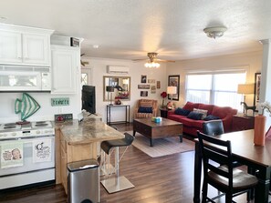 Interior - “Seclusion” - Swim-Boat Dock, Hot Tub, Fire Pit, Kayaks for rent on property  (Hot Springs)