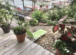 Property grounds - “Seclusion” - Swim-Boat Dock, Hot Tub, Fire Pit, Kayaks for rent on property  (Hot Springs)