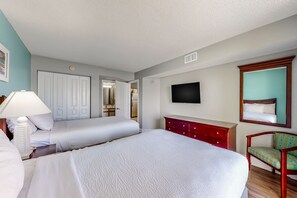 3 bedrooms, iron/ironing board, Internet, bed sheets