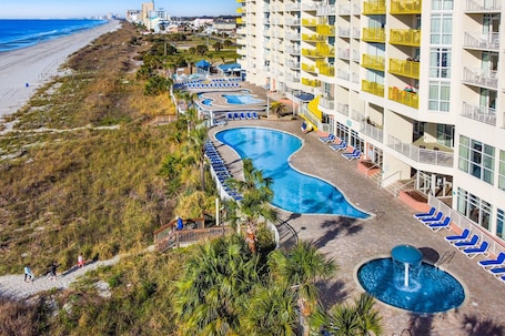 Indoor pool, a heated pool. 10th floor oceanfront condo w/ balcony, shared pool/hot tub, central AC, WiFi