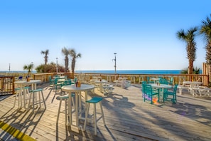 Outdoor dining - Newly Renovated 15th-Floor Oceanfront Condo w/Shared Pool, Hot Tub, Central A/C (North Myrtle Beach)