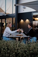 Breakfast and dinner served